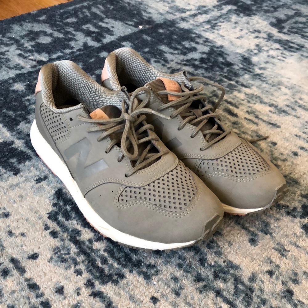 New Balance Sneakers